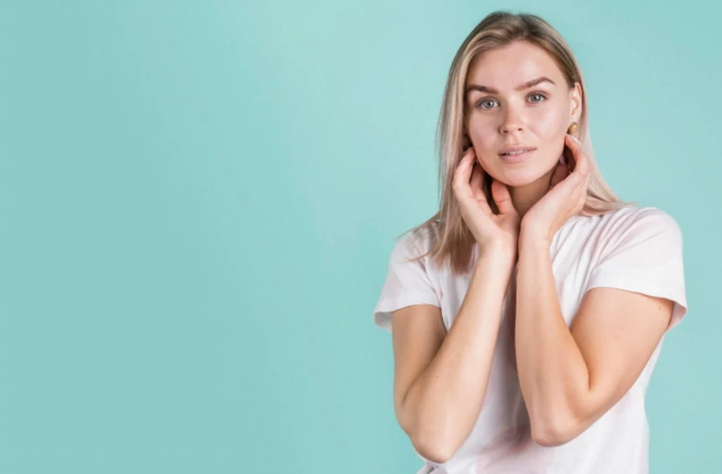 Κολλαγόνο: Τι πραγματικά κάνει για τις ρυτίδες και ποια είναι τα άγνωστα οφέλη του