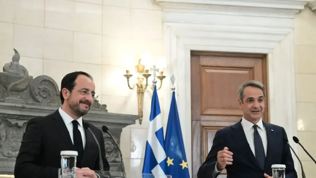 Κυριάκος Μητσοτάκης – Νίκος Χριστοδουλίδης: Νέα επικοινωνία για τον πόλεμο