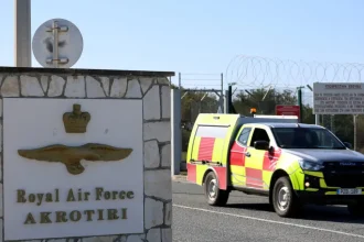 Κύπρος: Συλλήψεις για κατασκοπεία και παράταση του καθεστώτος εκκένωσης στο Ακρωτήρι - Εξοπλισμένο με ρωσική τεχνολογία το drone που έπληξε τη βρετανική βάση