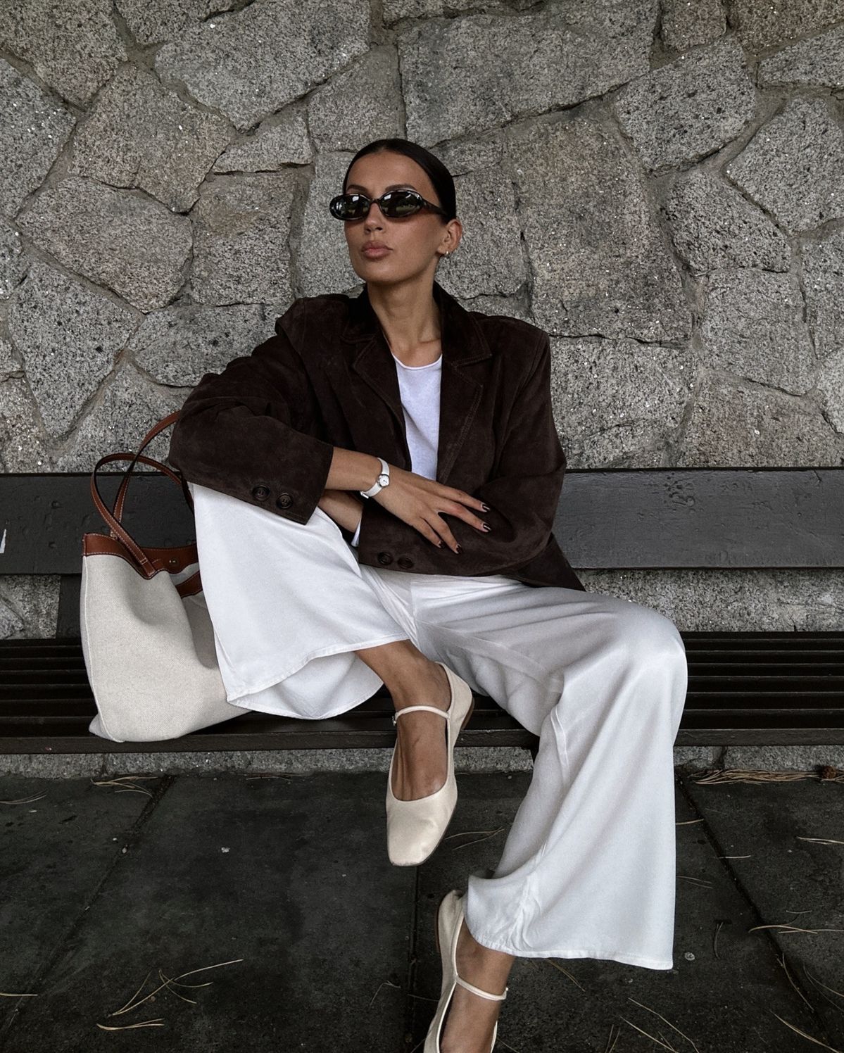 Satin Shoes: Η πιο κομψή τάση της άνοιξης