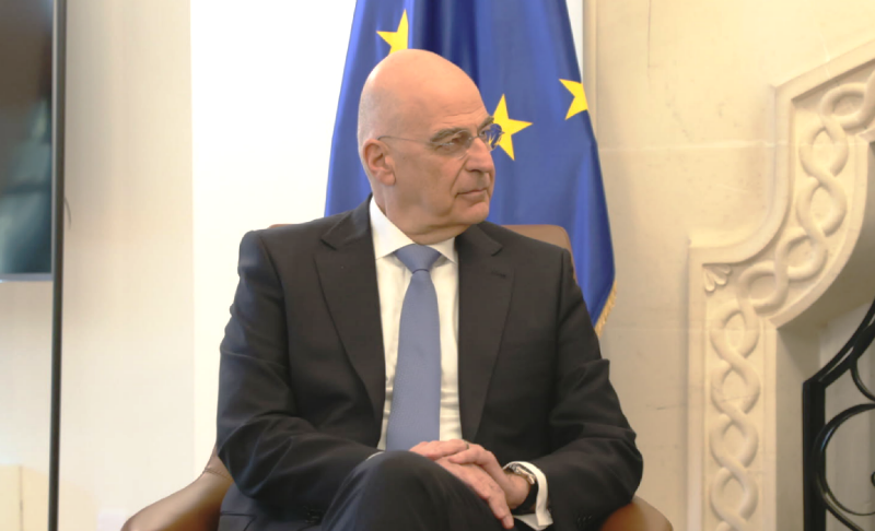 Δένδιας: "Η χώρα είναι προστατευμένη, αυξήσαμε τα μέτρα ασφαλείας, όχι μόνο στην Κρήτη" - Διέψευσε Κουτσούμπα για τα drones στη Σούδα