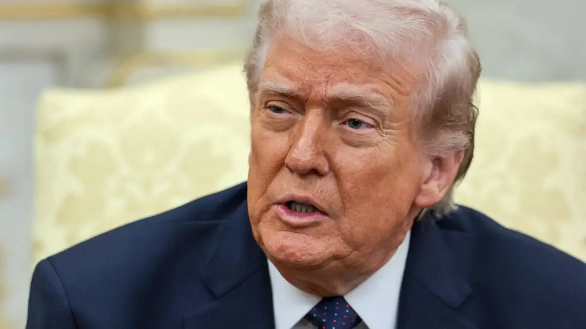 WSJ: Ο Τραμπ έτοιμος να στηρίξει ένοπλη εξέγερση στο Ιράν για ανατροπή του καθεστώτος