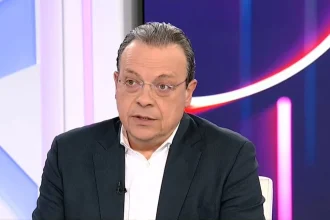 Φάμελλος: «Να το ξεκαθαρίσουμε σαν χώρα» ότι δεν εμπλεκόμαστε στον πόλεμο – Τη λύση πρέπει να τη δώσει ο λαός του Ιράν