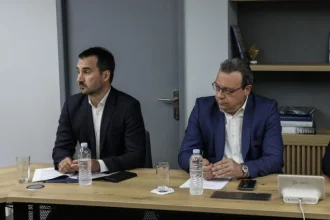 Κοινή επιστολή Φάμελλου – Χαρίτση στον Μητσοτάκη