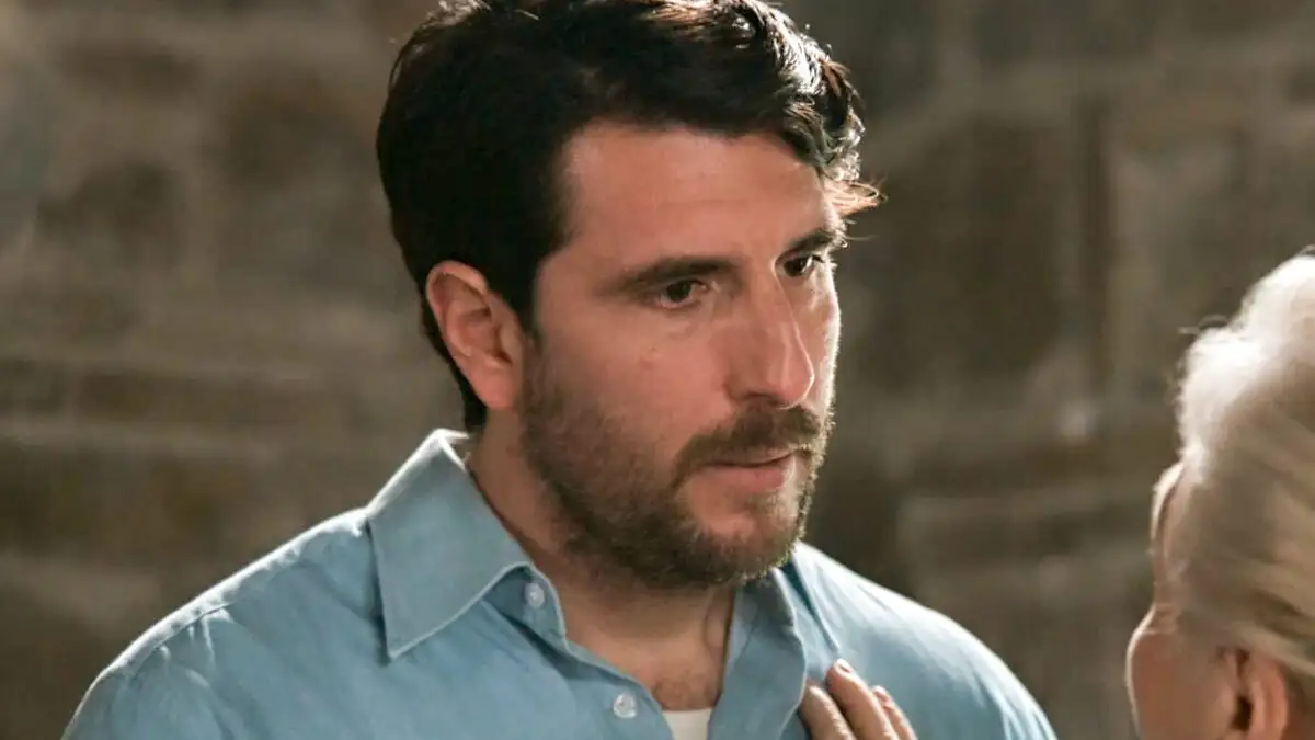 Grand Hotel: Ο Ρήγας επιστρέφει ελεύθερος στο ξενοδοχείο