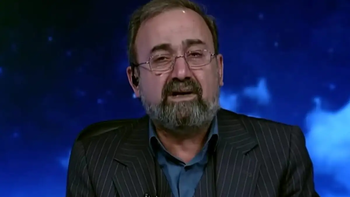 Δημοσιογράφος ανακοινώνει τον θάνατο του Αλί Χαμενεΐ και βάζει τα κλάματα...