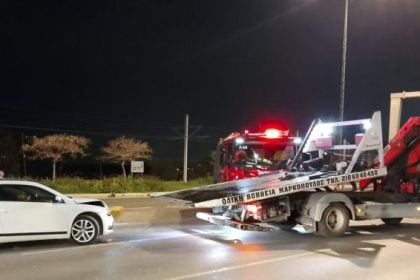 Ένας νεκρός και δύο τραυματίες από καραμπόλα 5 αυτοκινήτων τα ξημερώματα