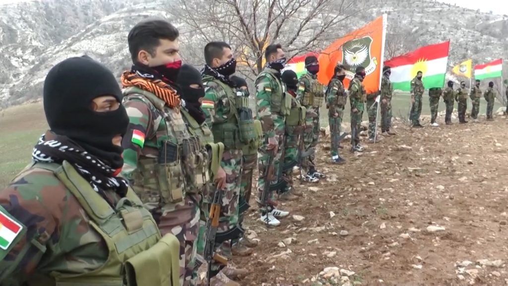 «Αν μας δοθεί η ευκαιρία είμαστε έτοιμοι να πολεμήσουμε στο Ιράν» λέει ηγέτης οργάνωσης Κούρδων