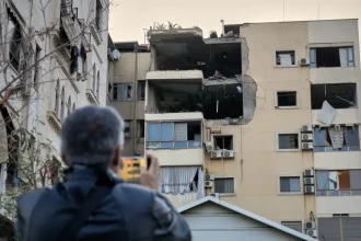 Λίβανος: 31 νεκροί και 149 τραυματίες από ισραηλινές επιθέσεις σε περιοχές της Χεζμπολάχ στη Βηρυτό