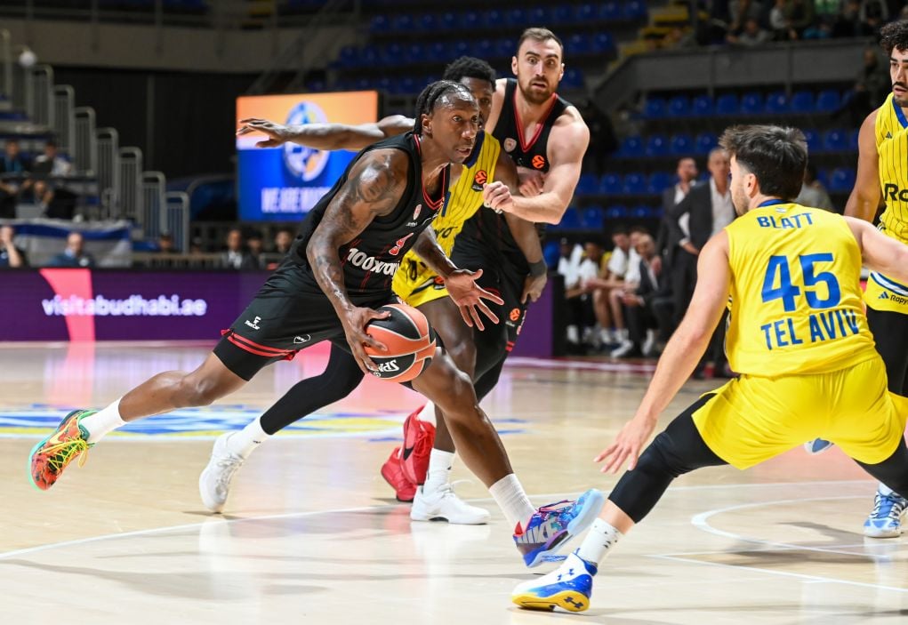 Μακάμπι, Χάποελ και Ντουμπάι φεύγουν από τις έδρες τους λόγω πολέμου