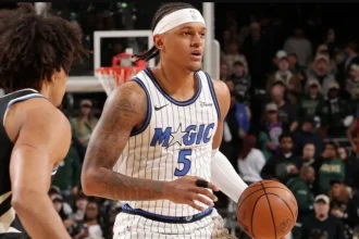 Ο Γιάννης Αντετοκούνμπο έλειπε και οι Ορλάντο Μάτζικ... χόρεψαν τους Μιλγουόκι Μπακς με 130-91, δείτε βίντεο