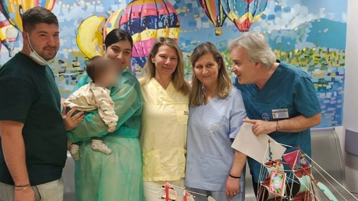 «Η ζωή νίκησε τον θάνατο», βγήκε από τη ΜΕΘ το μωρό από τη Ζάκυνθο που είχε προσβληθεί από μηνιγγίτιδα - Σε αναστολή παραμένει η «άφαντη» παιδίατρος