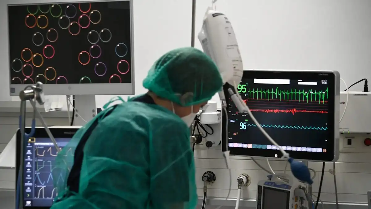 ΕΟΔΥ: 6 νέοι θάνατοι από γρίπη και 140 εισαγωγές την τελευταία εβδομάδα