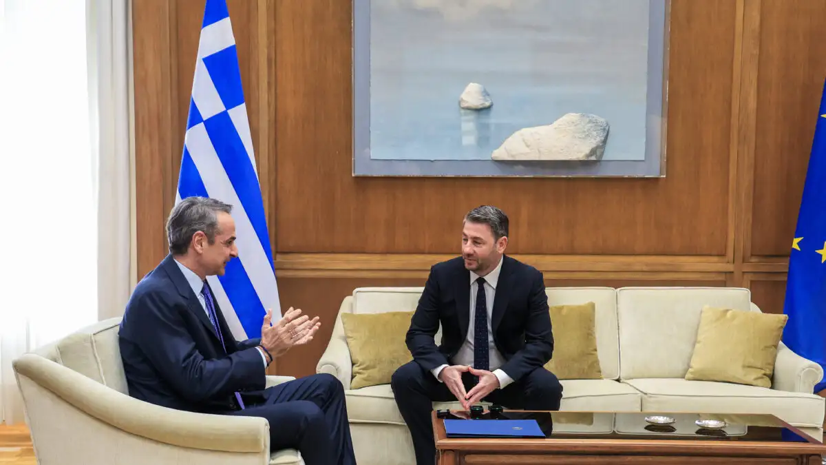 Ο Μητσοτάκης ενημέρωσε τον Ανδρουλάκη για τη Μέση Ανατολή: Προτεραιότητα μας ο ασφαλής επαναπατρισμός των εγκλωβισμένων Ελλήνων