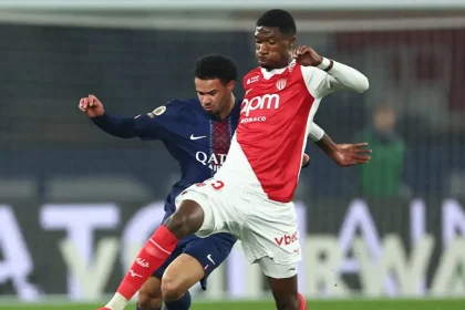 Παρί Σεν Ζερμέν – Μονακό 1-3: Οι Μονεγάσκοι έβαλαν φωτιά στην κορυφή της Ligue 1