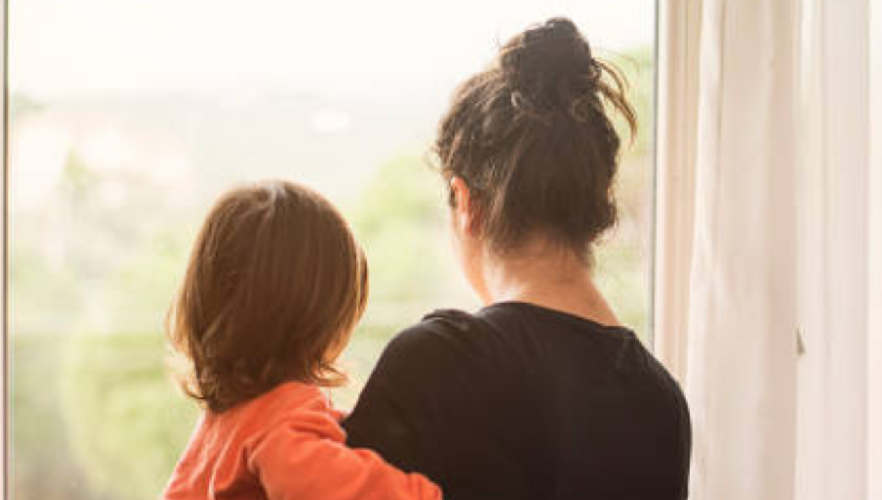 Δυτ. Ελλάδα - Υπόθεση ασέλγειας σε 4χρονο: Δεύτερη δίωξη σε βάρος της νταντάς για συνέργεια στις γενετήσιες πράξεις του καταδικασθέντος γιου της