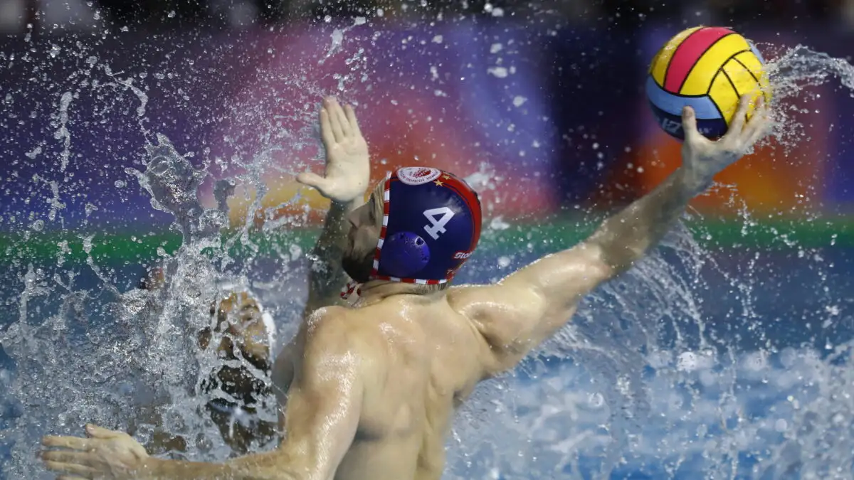 Νόβι Μπέογκραντ – Ολυμπιακός 12-10: Πρεμιέρα με ήττα στα προημιτελικά του Champions League στο πόλο