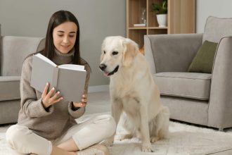 Είναι δυνατόν ο σκύλος μας να μάθει να διαβάζει; Ο τρόπος που μπορεί να γίνει