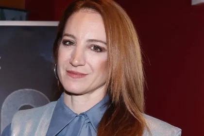 Στεφανία Γουλιώτη: Ενοχοποιούσα τον εαυτό μου λόγω της ταμπέλας “αν είσαι θλιμμένος, είσαι αυτοκαταστροφικός”