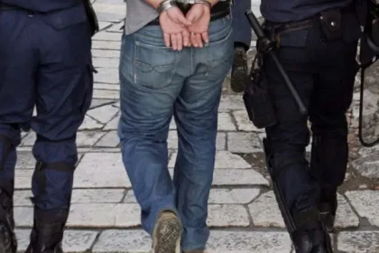 Αιγιάλεια: 11 συλλήψεις για κλοπή ηλεκτρικού ρεύματος και νερού ύδρευσης