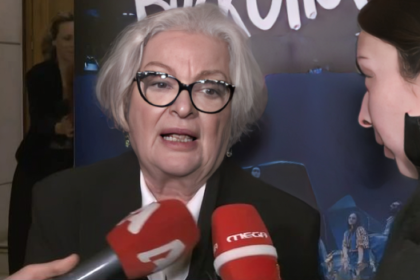 Τάνια Τσανακλίδου για την περιπέτεια υγείας της: Ταλαιπωρήθηκα πάρα πολύ, έπαθα ρήξη μηνίσκου και τώρα είμαι με το μπαστουνάκι μου