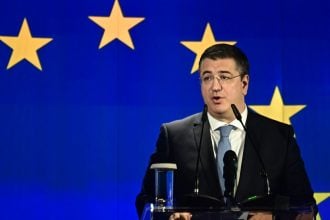 Τζιτζικώστας: Προστατεύουμε τις πύλες της Ευρώπης και ενισχύουμε τον παγκόσμιο ανταγωνισμό του ναυτιλιακού τομέα