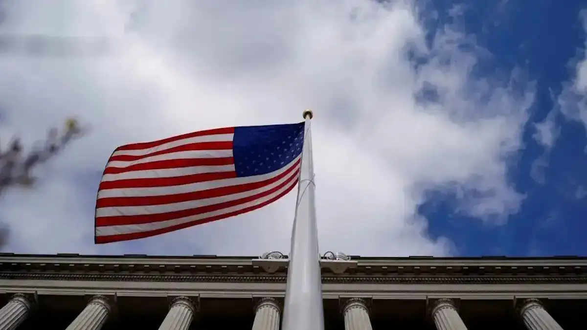 ΗΠΑ: Δυσκολίες στην επιστροφή δασμών μετά την απόφαση του Ανώτατου Δικαστηρίου