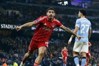 Premier League: Η Νότιγχαμ έκανε δώρο τίτλου στην Άρσεναλ παίρνοντας ισοπαλία στην έδρα της Μάντσεστερ Σίτι