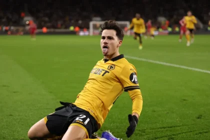 Γουλβς – Λίβερπουλ 2-1: Οι ουραγοί της Premier League σόκαραν τους «κόκκινους» στο 94′