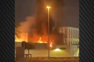 Η στιγμή που ιρανικό drone χτυπάει το αμερικανικό προξενείο στο Ντουμπάι (LIVE - ΒΙΝΤΕΟ)