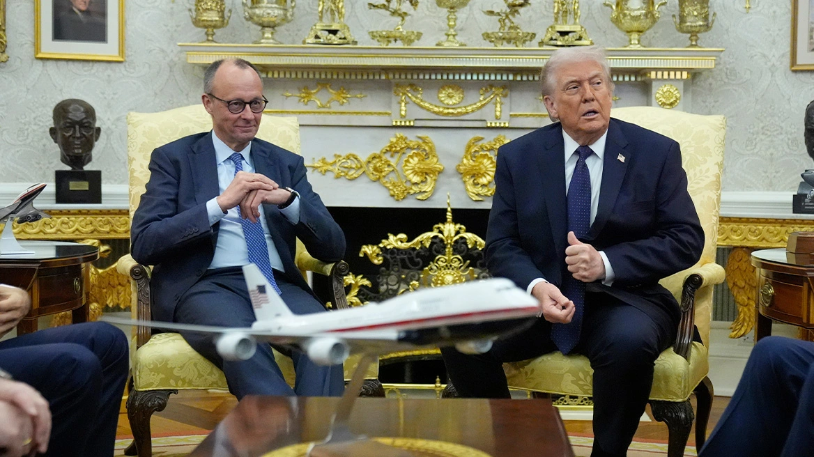 Έξαλλος ο Τραμπ με Σάντσεθ, διακόπτει το εμπόριο με την Ισπανία, απαξιώνει τον Στάρμερ: «Δεν είναι και ο Τσώρτσιλ»