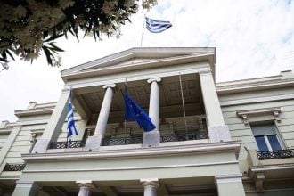 ΥΠΕΞ: Καμία συμμετοχή της Ελλάδας σε επιχειρήσεις κατά του Ιράν, διαρκής η στήριξη στην Κύπρο