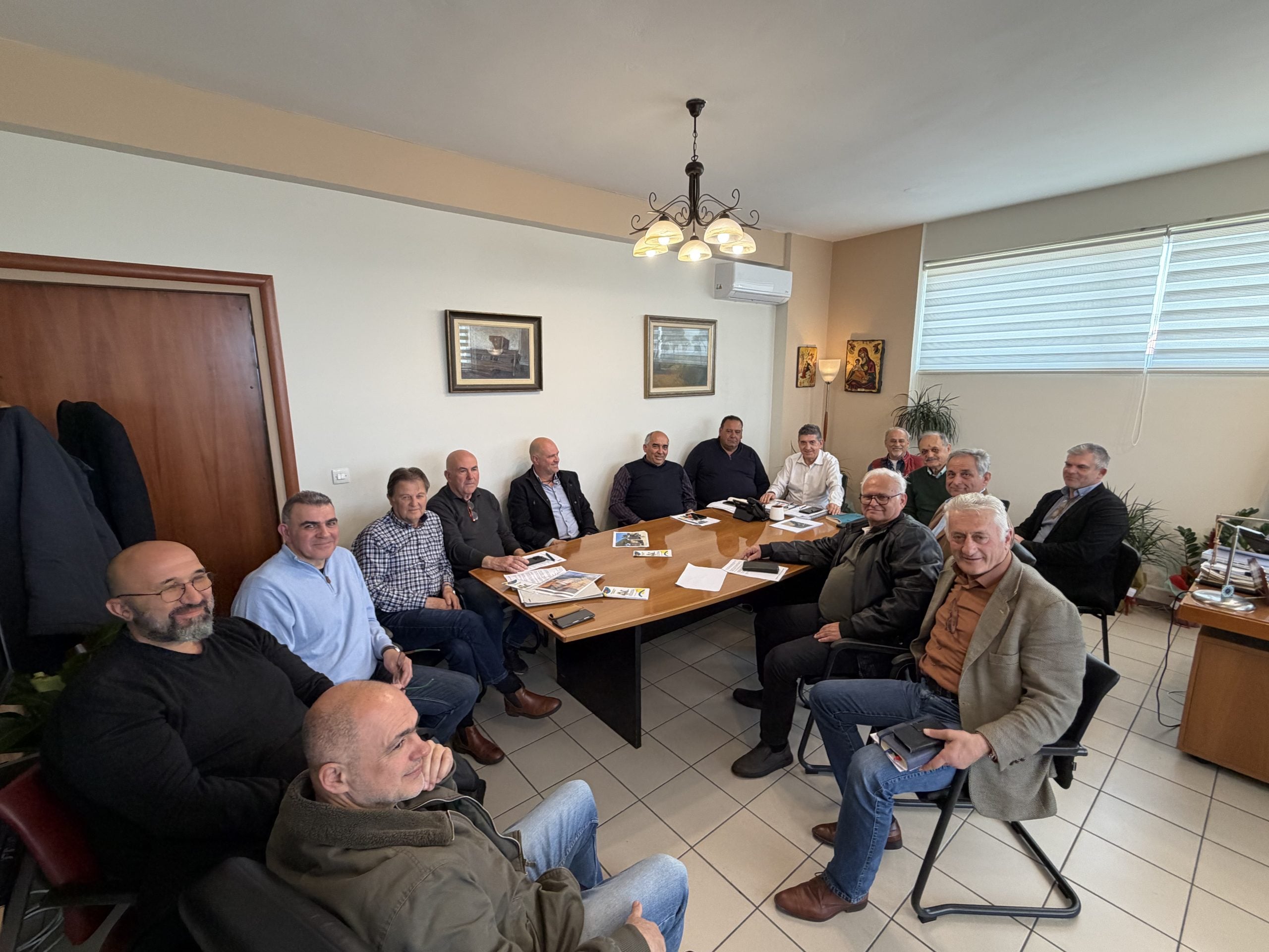 Συνάντηση του Δημάρχου Δυτικής Αχαΐας με το Διοικητικό Συμβούλιο της Ένωσης Ξενοδόχων