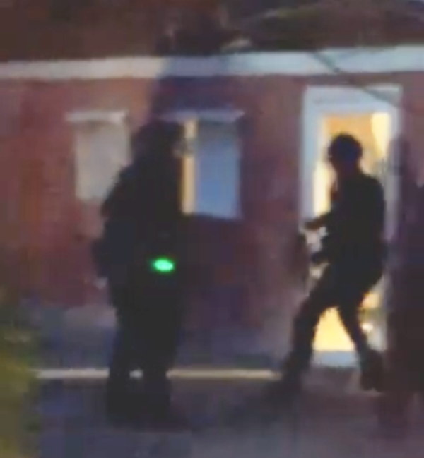 Μεγάλη επιχείρηση πάνοπλων αστυνομικών της ΕΚΑΜ στον Πύργο - Συλλήψεις για ναρκωτικά και όπλα (ΦΩΤΟ - ΒΙΝΤΕΟ)